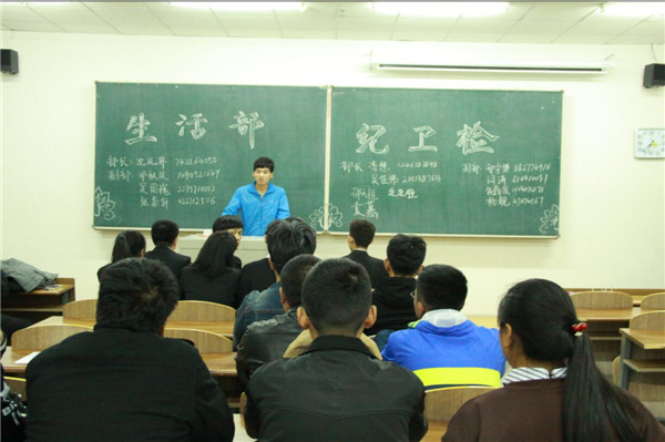 0A63BFA5C673ACF2E20BE2A5AAA25885.JPG 0A63BFA5C673ACF2E20BE2A5AAA25885.JPG